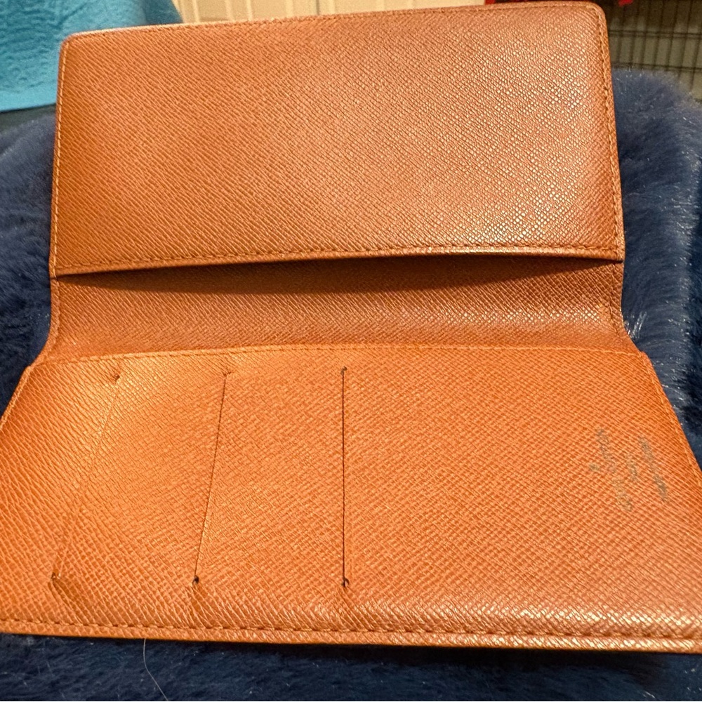 Louis Vuitton Vintage Tan Leather Wallet/ Cardholder - Picture 14 of 14
